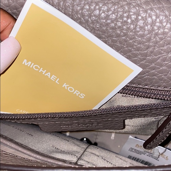 Michael Korda Purse and Wallet - Picture 7 of 11